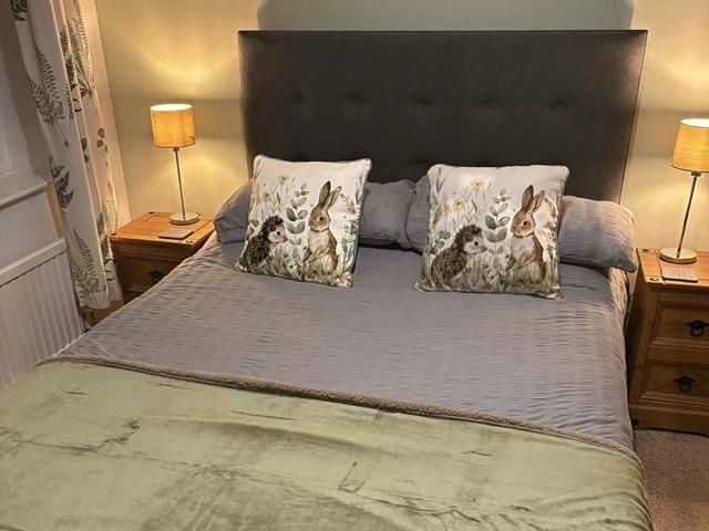 bedroom-2-bed-1-kireth-ai