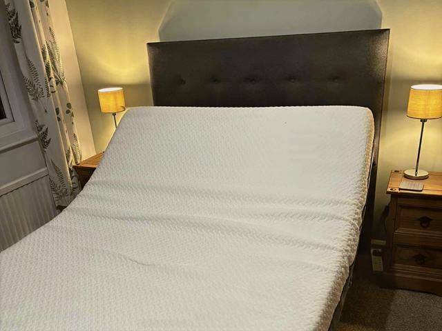 bedroom-2-bed-2-kireth-ai
